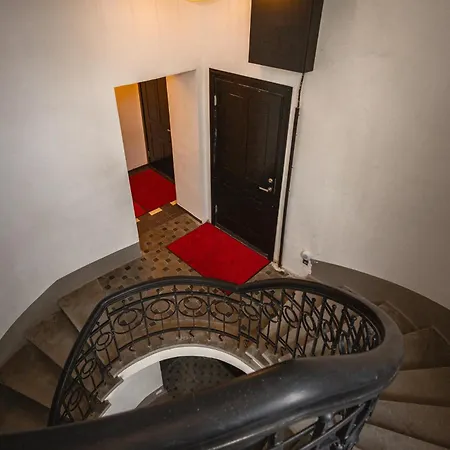 B68 25 Apartment Riga